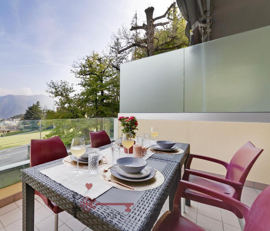 'Cuore Di Rose' Parking - Welcome Set, Netflix, For 4 Persons -By Easylife Swiss Lugano Zewnętrze zdjęcie